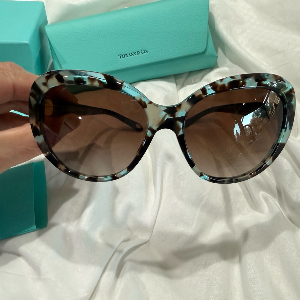 Tiffany & Co. Women's Oversized Tortoiseshell Sunglasses - Brown Gradient Lenses